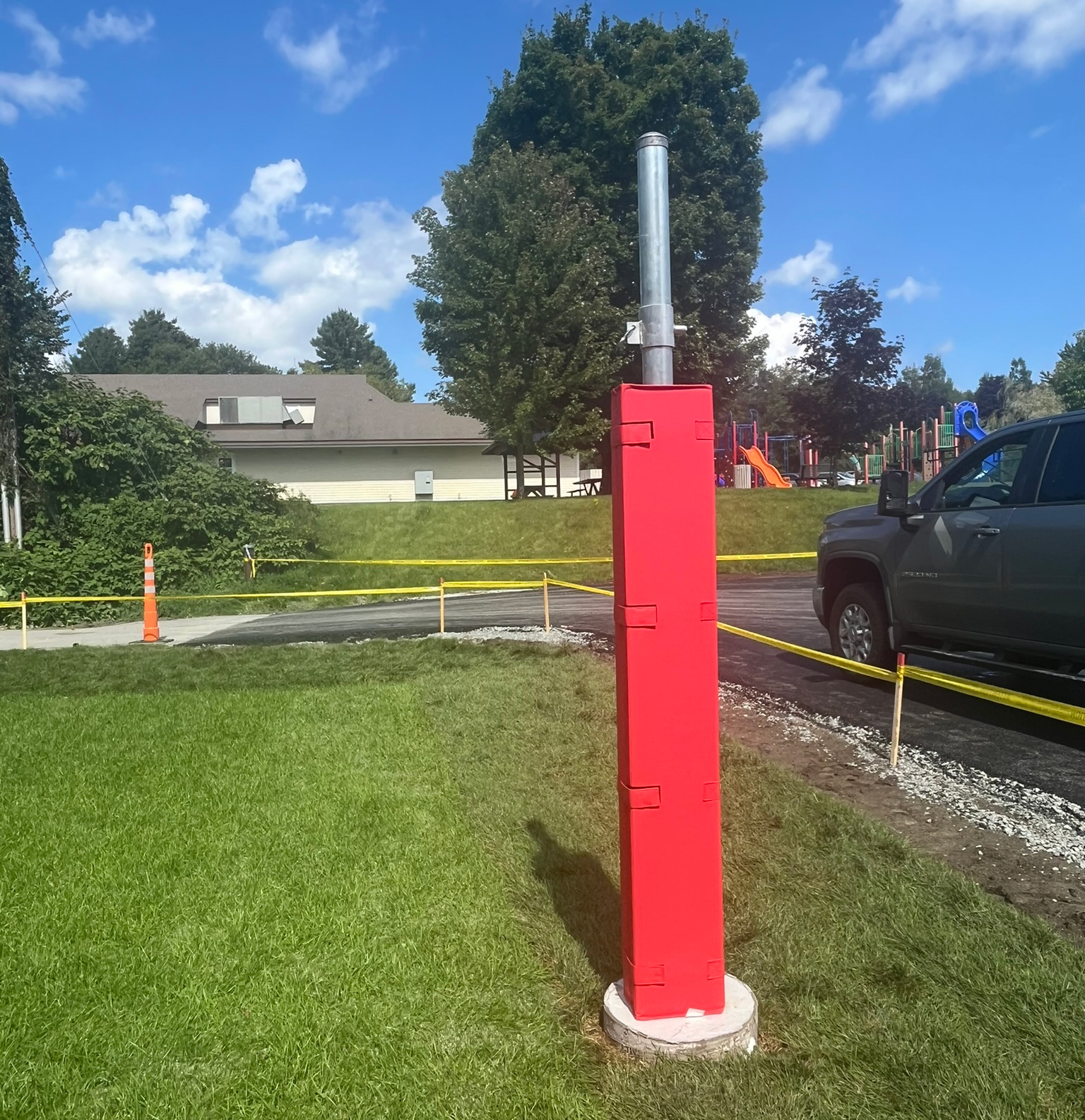 Coussin de protection recouvert de vinyle pour poteaux de 3–½ pouces