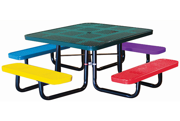 Table carrée pour enfant 46 pouces