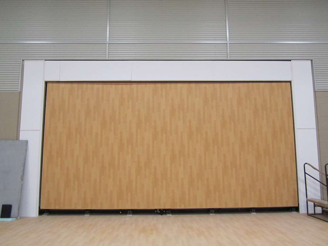 Scène rétractable Sheridan - Scène St-André-Lavelin